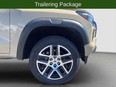 Used 2023 Chevrolet Colorado Z71 w/ Z71 Convenience Package 2 AWD/4WD image 20