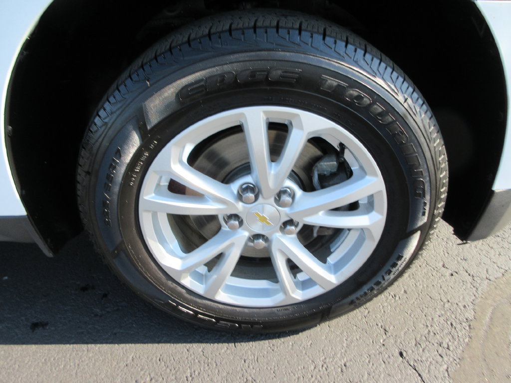 Certified 2017 Chevrolet Equinox LT FWD image 9
