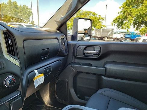 New 2025 Chevrolet Silverado 2500 W/T AWD/4WD image 19