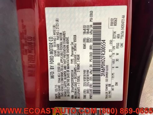 Used 2015 Ford Fusion SE FWD image 18