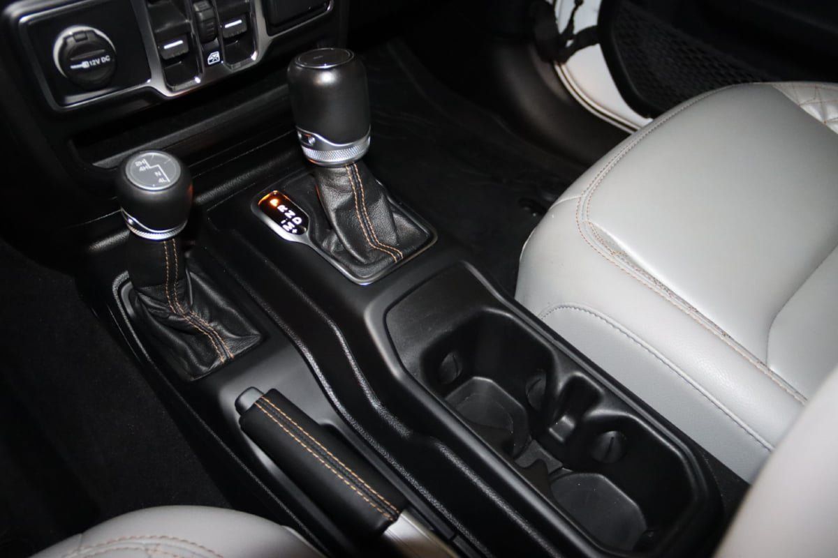 Used 2021 Jeep Gladiator Overland AWD/4WD image 45