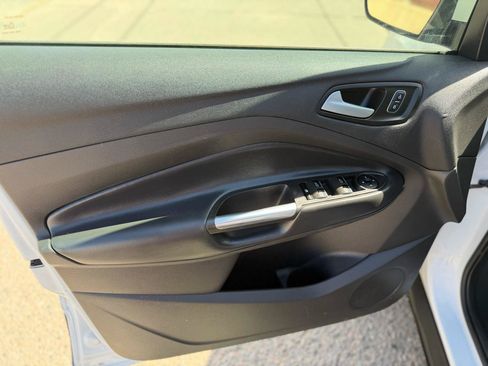 Used 2019 Ford Escape SE AWD/4WD image 10