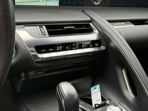 Used 2018 Lexus LC 500h image 18