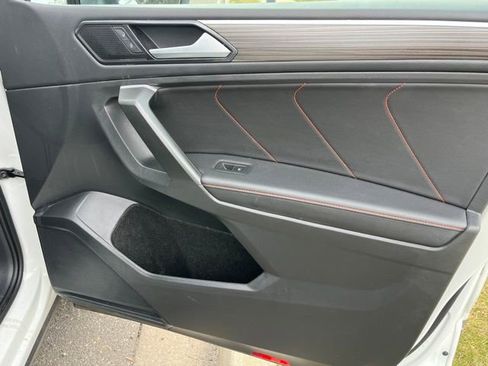 Used 2024 Volkswagen Tiguan Wolfsburg Edition image 15