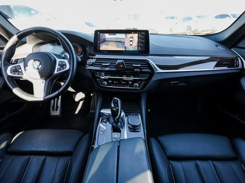 Used 2021 BMW 540i w/ M Sport Package image 26