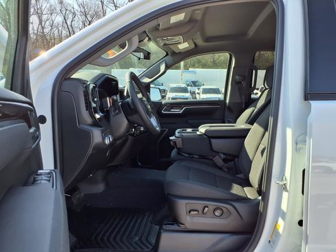 New 2026 GMC Sierra 1500 Elevation image 15