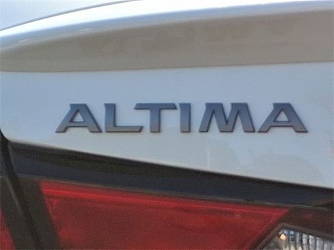 New 2025 Nissan Altima 2.5 SV w/ SV Special Edition Package image 13