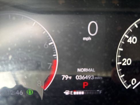 Used 2023 Honda HR-V LX image 18