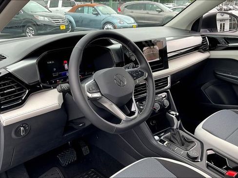 New 2025 Volkswagen Taos S image 7