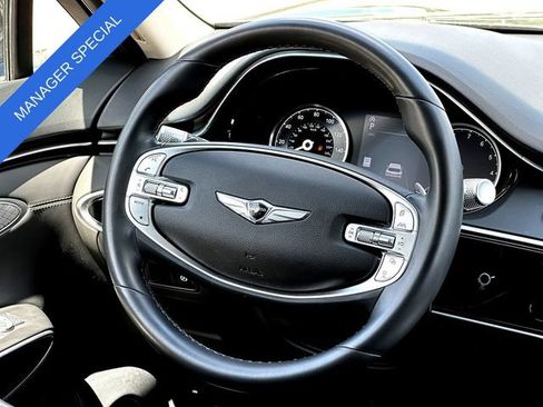 Used 2025 Genesis GV70 2.5T AWD/4WD image 30