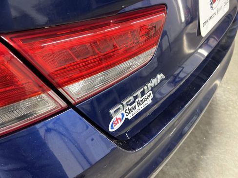 Used 2017 Kia Optima EX w/ Premium Package image 31