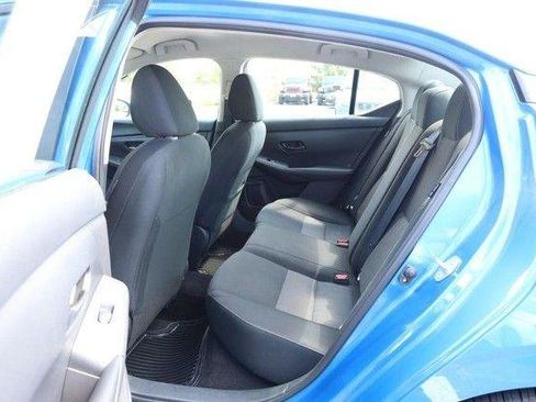Used 2025 Nissan Sentra SV FWD image 19