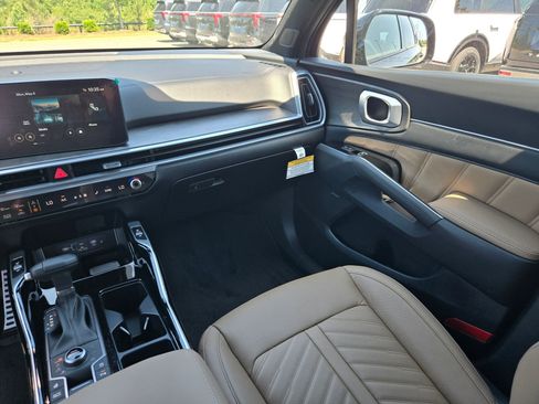 New 2026 Kia Sorento SX Prestige AWD/4WD image 11