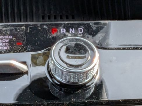 New 2026 Jeep Grand Cherokee Altitude AWD/4WD image 18