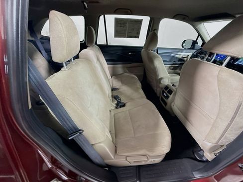 Used 2021 Honda Pilot EX image 27