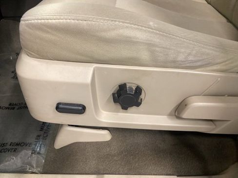 Used 2014 Ford Expedition EL XL image 24