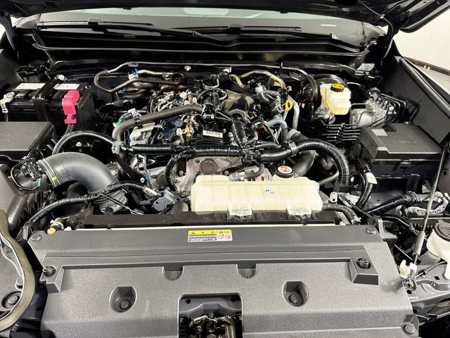 Used 2024 Toyota Tacoma SR5 AWD/4WD image 26