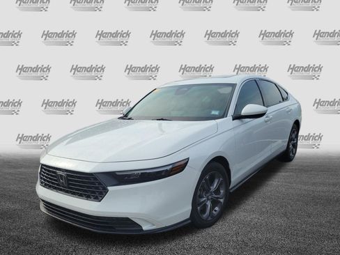 Used 2023 Honda Accord EX image 4