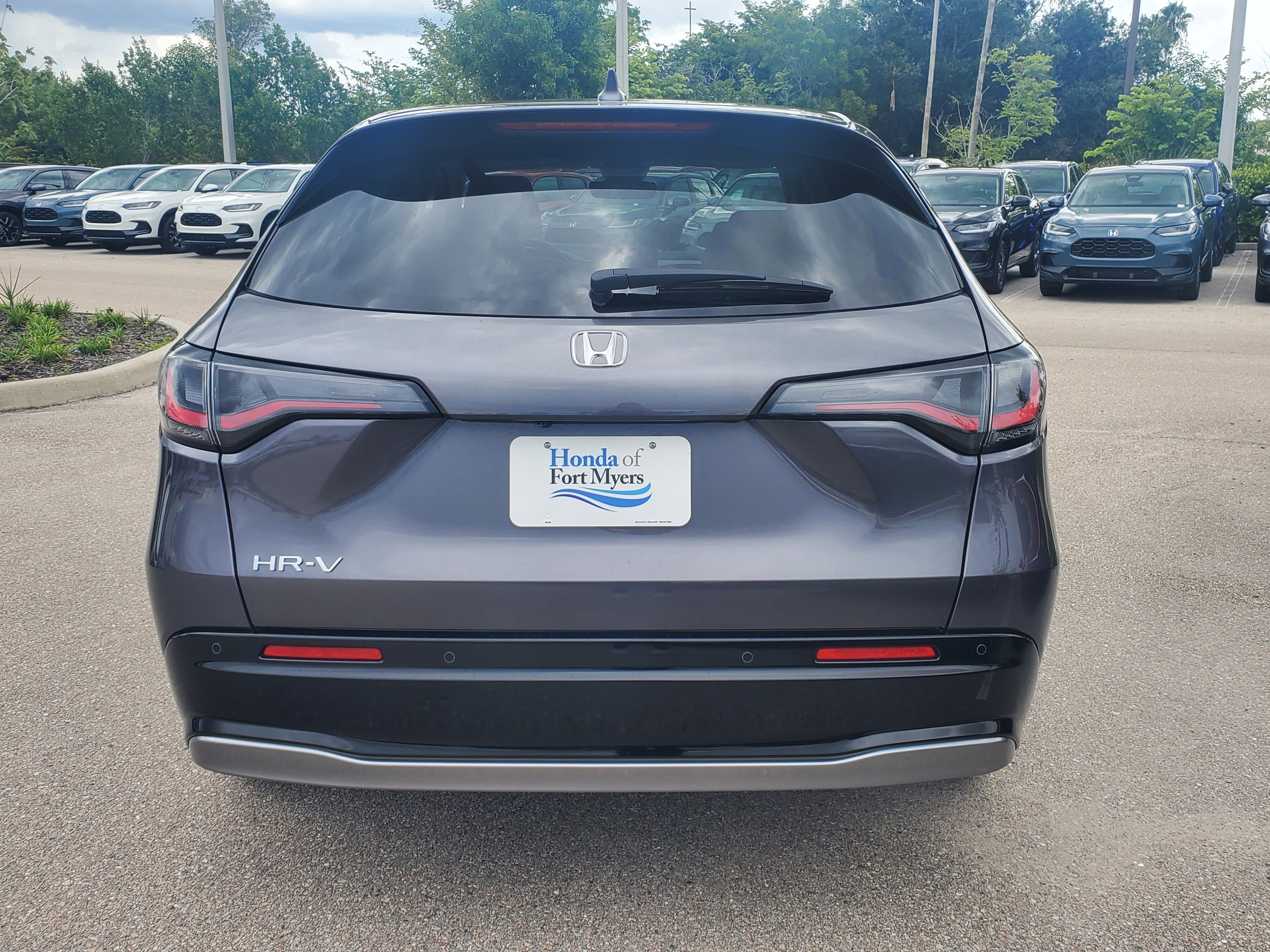 New 2027 Honda HR-V EX-L image 4