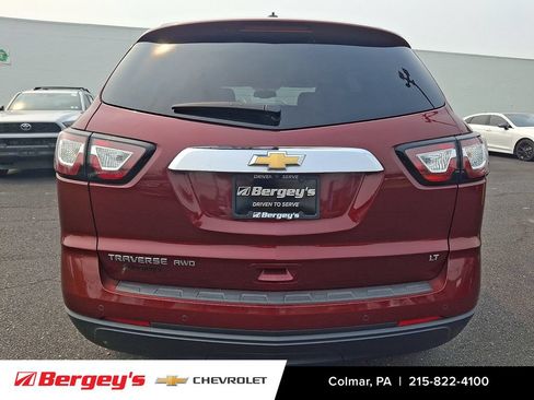 Used 2017 Chevrolet Traverse LT AWD/4WD image 6