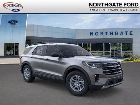 New 2026 Ford Explorer Active w/ Active Comfort Package image 1