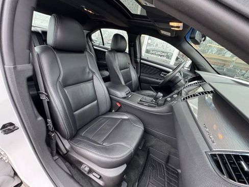 Used 2016 Ford Taurus SEL w/ Equipment Group 201A image 11