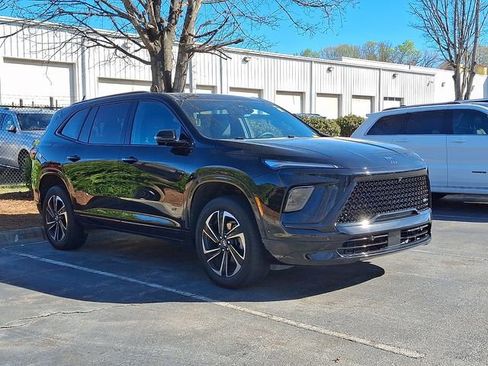 Used 2025 Buick Enclave Sport Touring w/ Super Cruise Package image 2