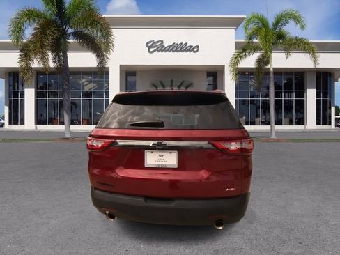 Used 2021 Chevrolet Traverse RS image 12