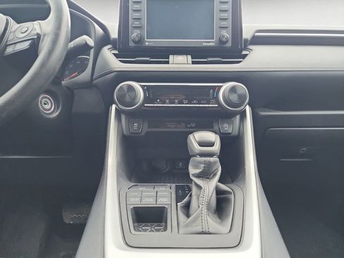 Certified 2022 Toyota RAV4 LE image 11