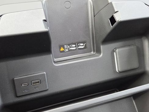 New 2026 GMC Sierra 2500 AT4X w/ AT4X AEV Edition image 10