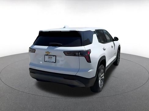 Used 2025 Chevrolet Equinox LT FWD image 11