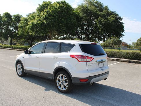 Used 2013 Ford Escape SEL FWD image 4