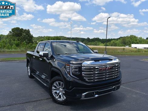 Used 2022 GMC Sierra 1500 Denali AWD/4WD image 1