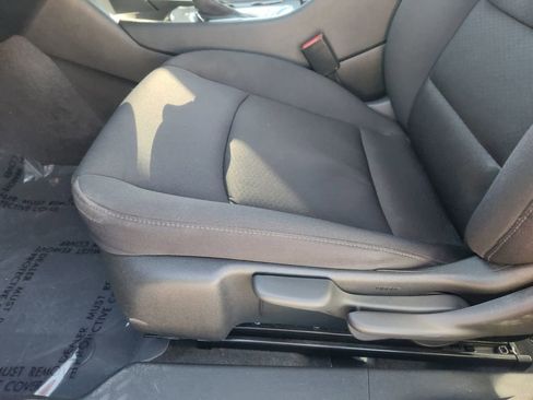 Used 2022 Chevrolet Malibu LS image 25