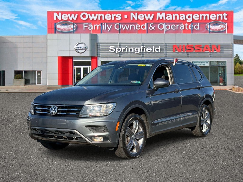 Used 2020 Volkswagen Tiguan SEL AWD/4WD image 2