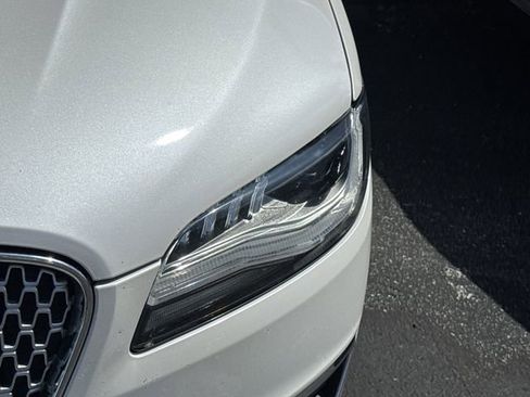 Used 2019 Lincoln MKZ Reserve image 4