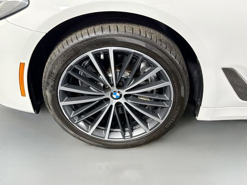 Used 2021 BMW 540i w/ Convenience Package RWD image 38