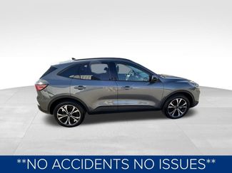 Used 2022 Ford Escape SEL w/ SEL Stealth AWD Package video 3