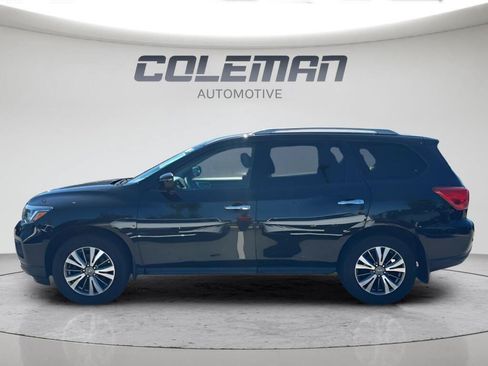 Used 2020 Nissan Pathfinder S AWD/4WD image 2