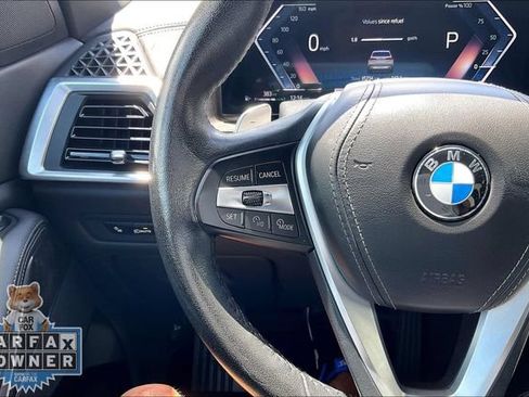 Used 2024 BMW X5 xDrive40i w/ Parking Assistance Package AWD/4WD image 17