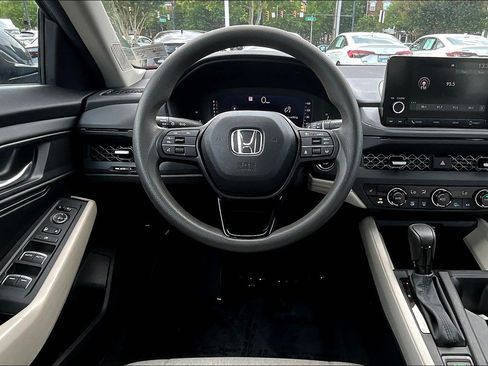 Used 2024 Honda Accord EX image 5