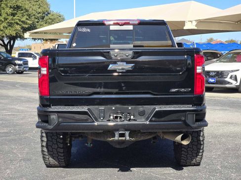 Certified 2024 Chevrolet Silverado 2500 ZR2 w/ Technology Package image 4