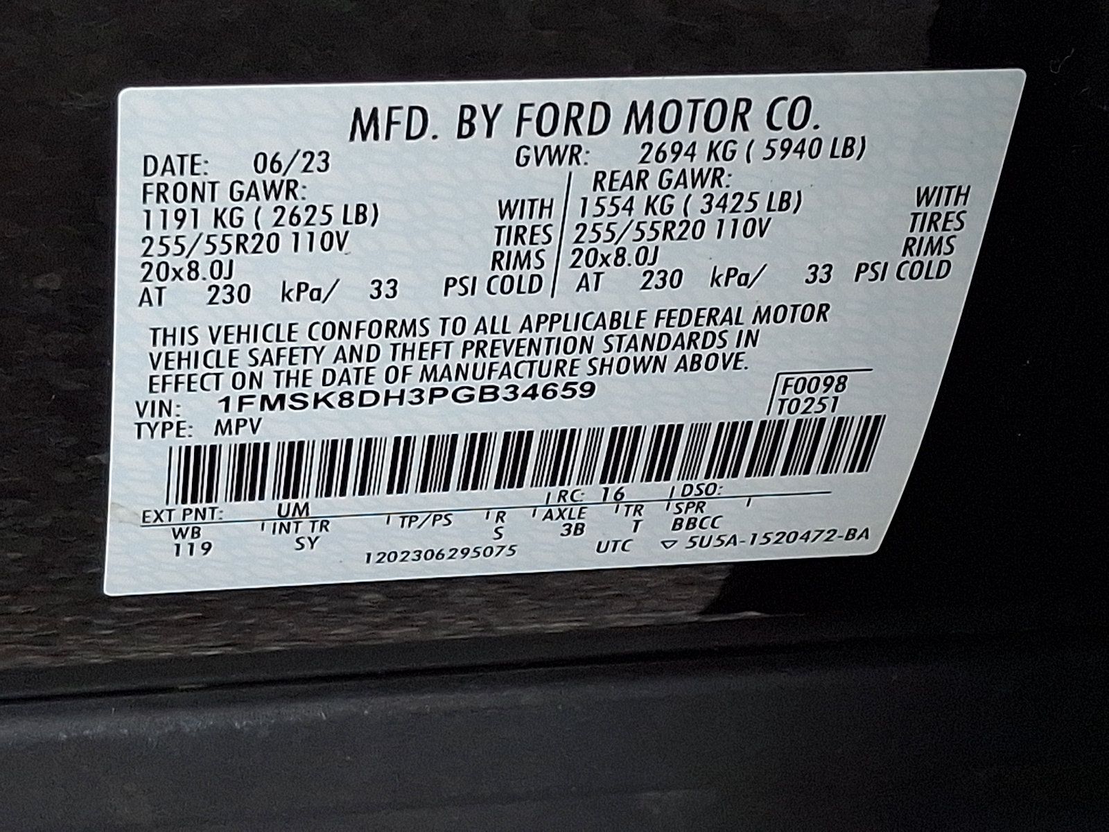 Used 2023 Ford Explorer XLT w/ Equipment Group 202A AWD/4WD image 26