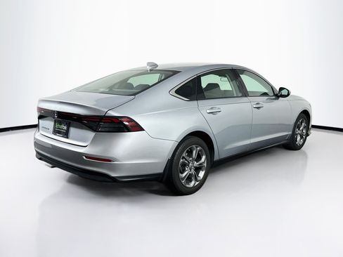 Used 2024 Honda Accord EX image 9
