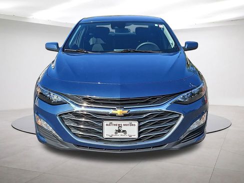 Used 2024 Chevrolet Malibu LT FWD image 2