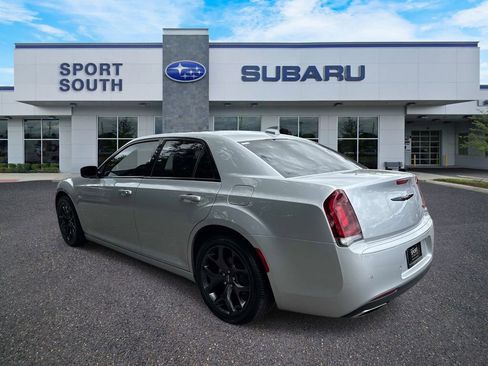 Used 2023 Chrysler 300 S RWD image 5