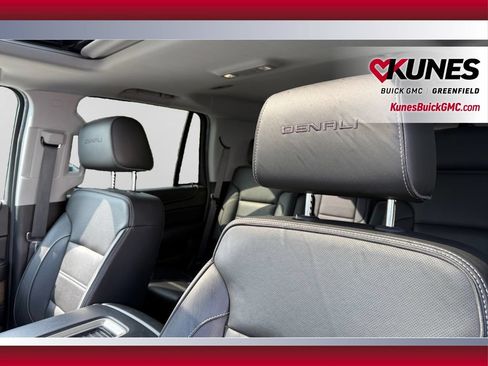Used 2018 GMC Yukon Denali AWD/4WD image 18