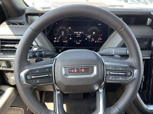 Used 2026 GMC Yukon XL Elevation image 23