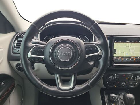 Used 2017 Jeep Compass Limited image 12