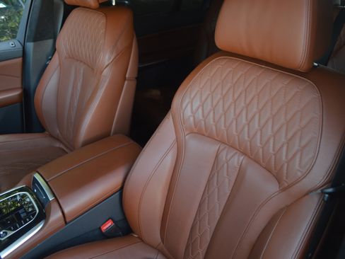 Certified 2026 BMW X7 M60i AWD/4WD image 27